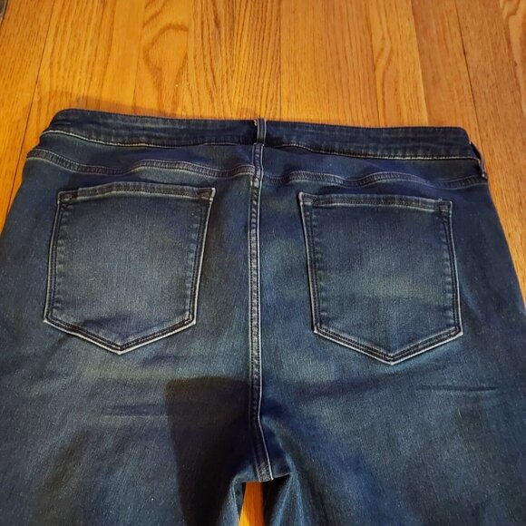 Old Navy Women's Size 18 Rockstar Super Skinny Ankle Jeans  Blue Cotton Blend - Picture 9 of 13